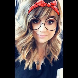 Meet your Posher, Sarah